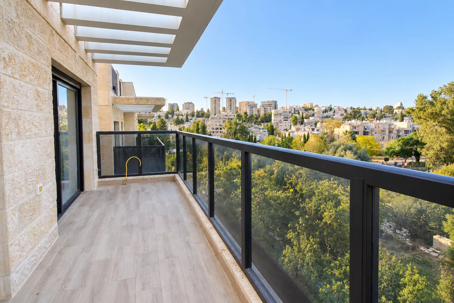 Последний этаж, новая квартира с террасой-сукка в Макор Хаим - JERUSALEM IMMOBILIER 026786595