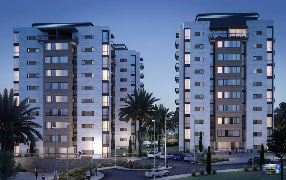 Com terraço, tranquilo, num belo edifício, no centro, varanda para o mar, boa localização, em rua tranquila, local tranquilo, andar alto com vista, licença de construção, vista para o mar, imperdível!, agradável, bem projetado, claro, em edifício novo, novo, espaçoso, belo