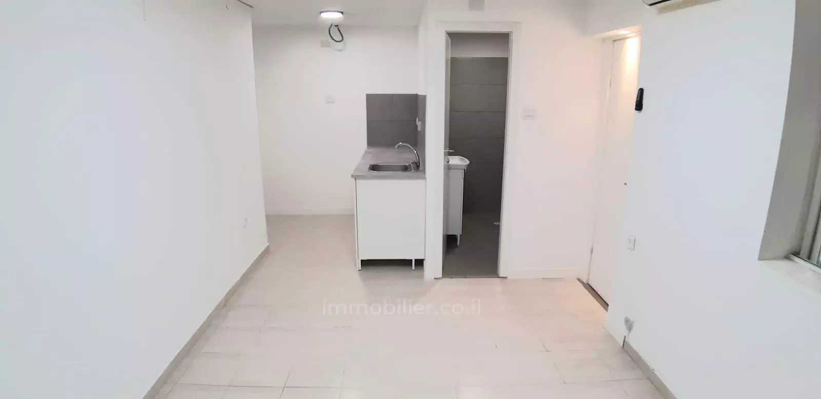 ¡No se lo puede perder!,agradable,con terraza,bien arreglado,Buena oportunidad,En una calle tranquila,Lugar tranquilo,Renovado,espacioso