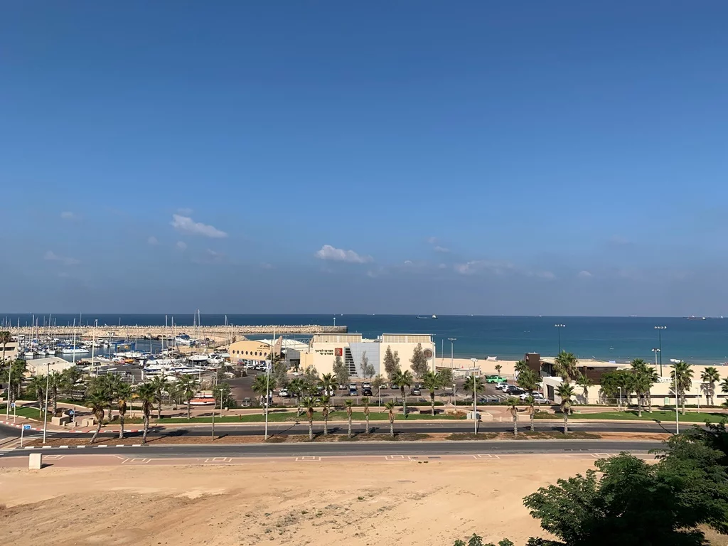 Bonne occasion à ne pas manquer ! Grand 3 pièces à vendre, vue imprenable sur la mer, Marina, Ashdod 