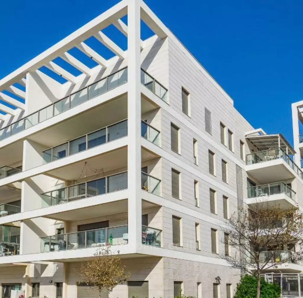 AKHZIV - BELLE VUE MER - BEL APPARTEMENT 5 PIÈCES
