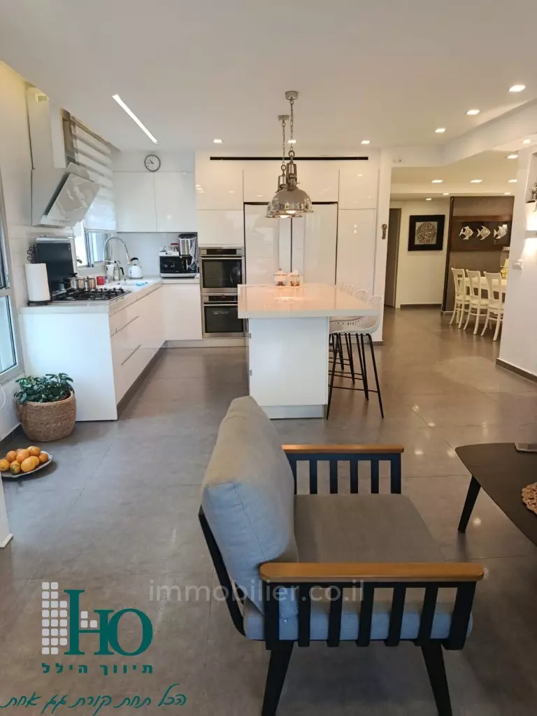 Quartier Agamim - Magnifique penthouse 5 pièces avec grande terrasse