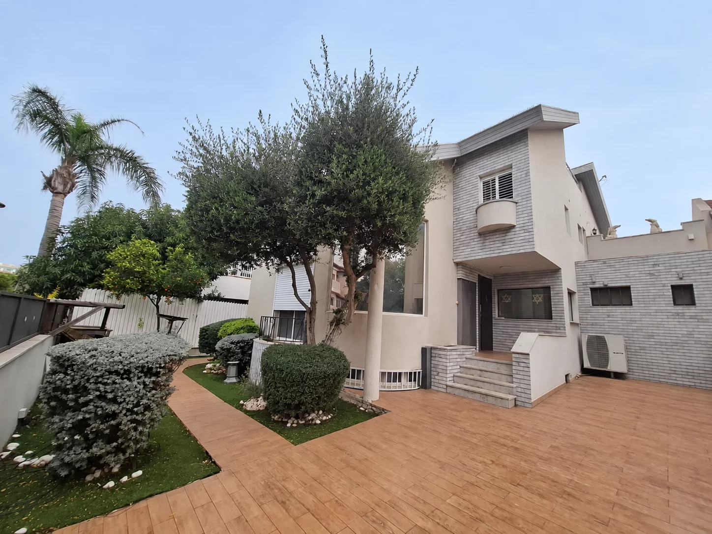 À vendre – Maison individuelle avec piscine, rue Gordon à Ra’anana