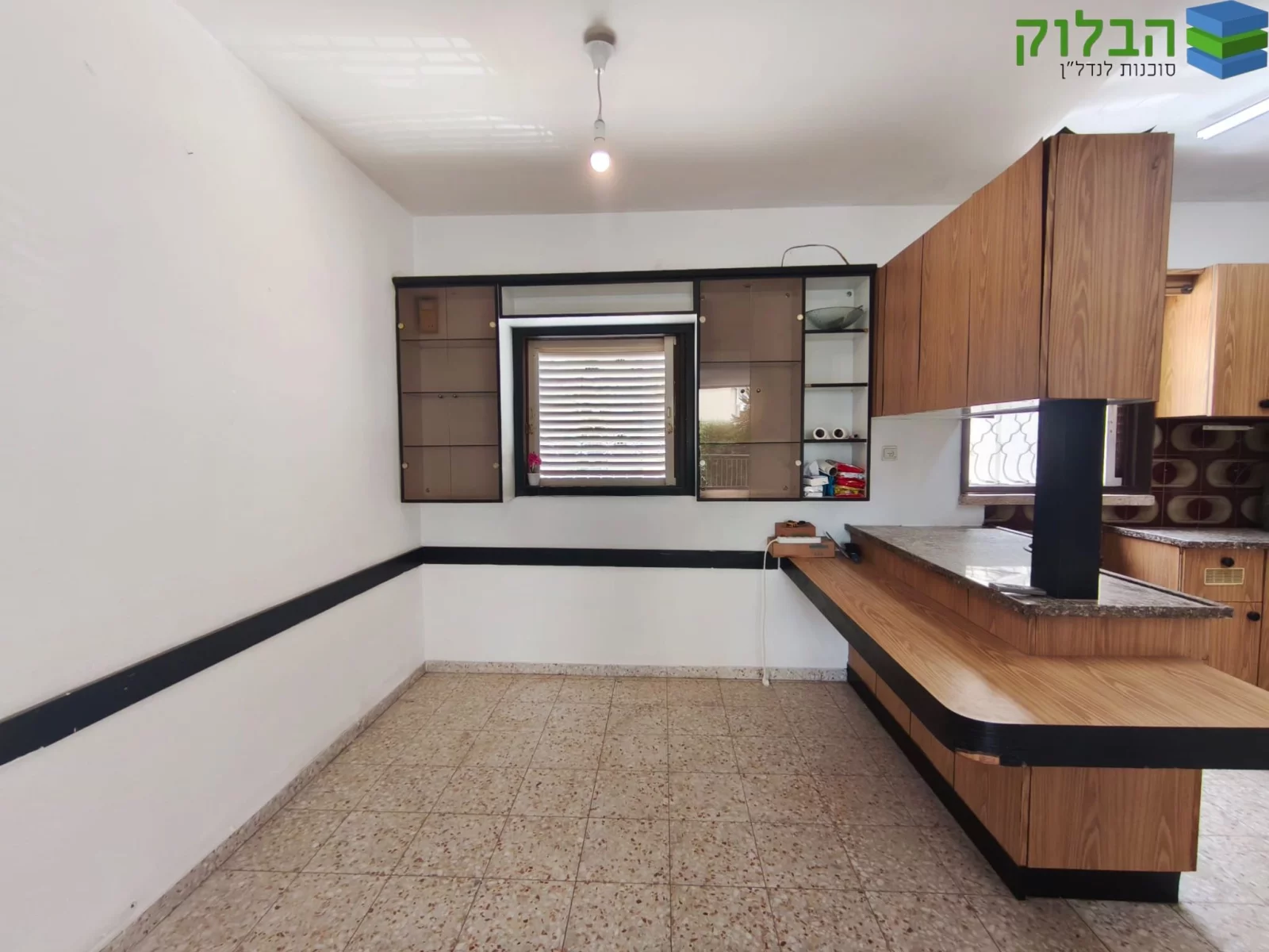 Vente appartement 4 pièces | Ascenseur et parking au Tabou | Quartier Ramaz à Rishon LeZion